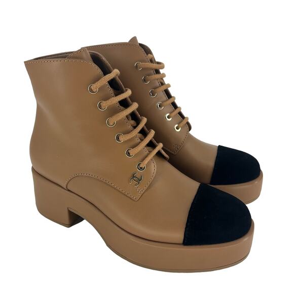 Chanel 2022 Interlocking CC Logo Cap Toe Lace-Up Boots - Picture 3 of 16